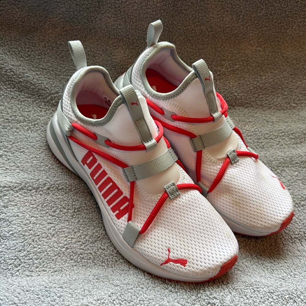 Big Kids Puma slip on sneaker